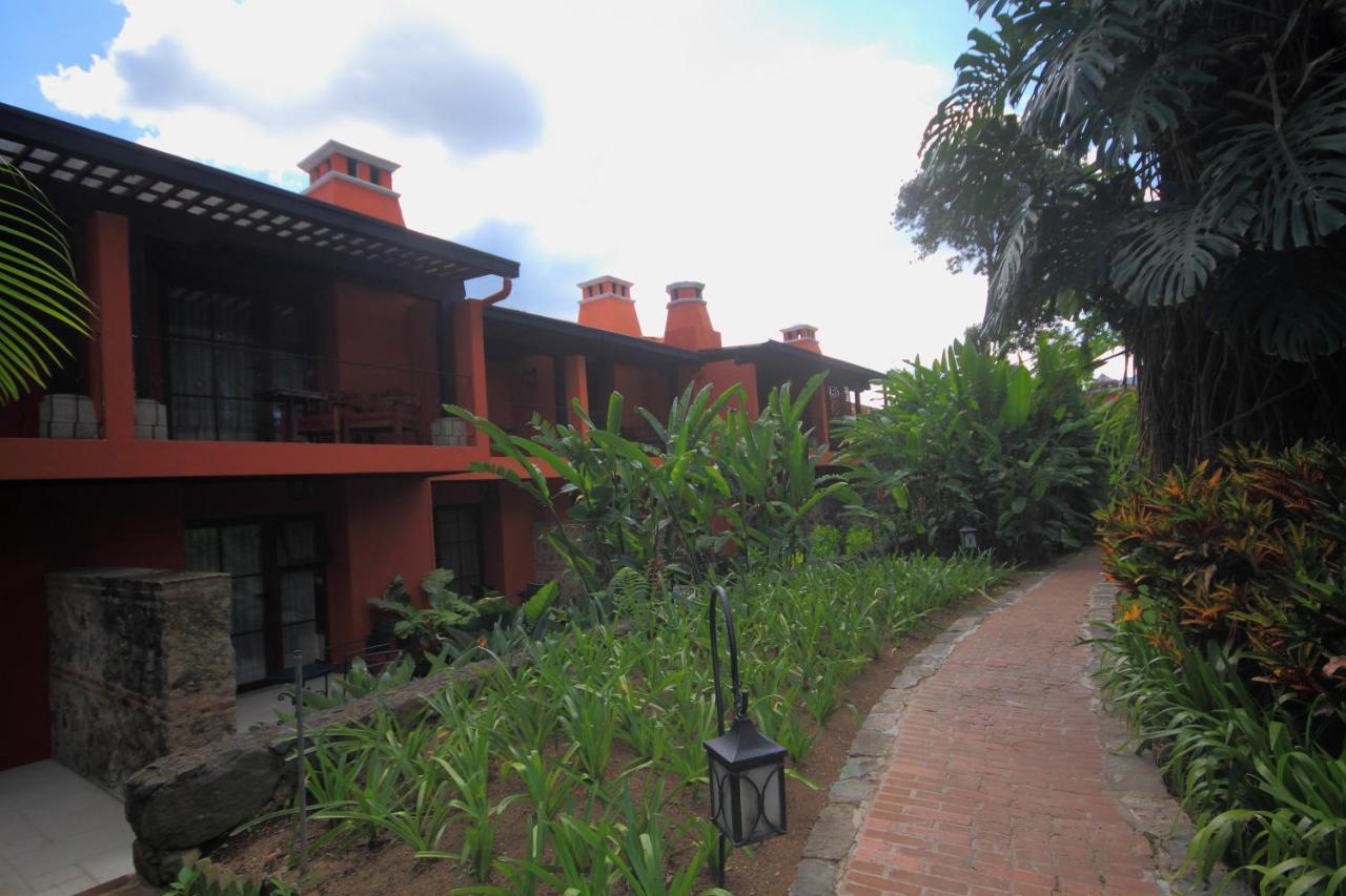 Porta Hotel Antigua Exterior photo