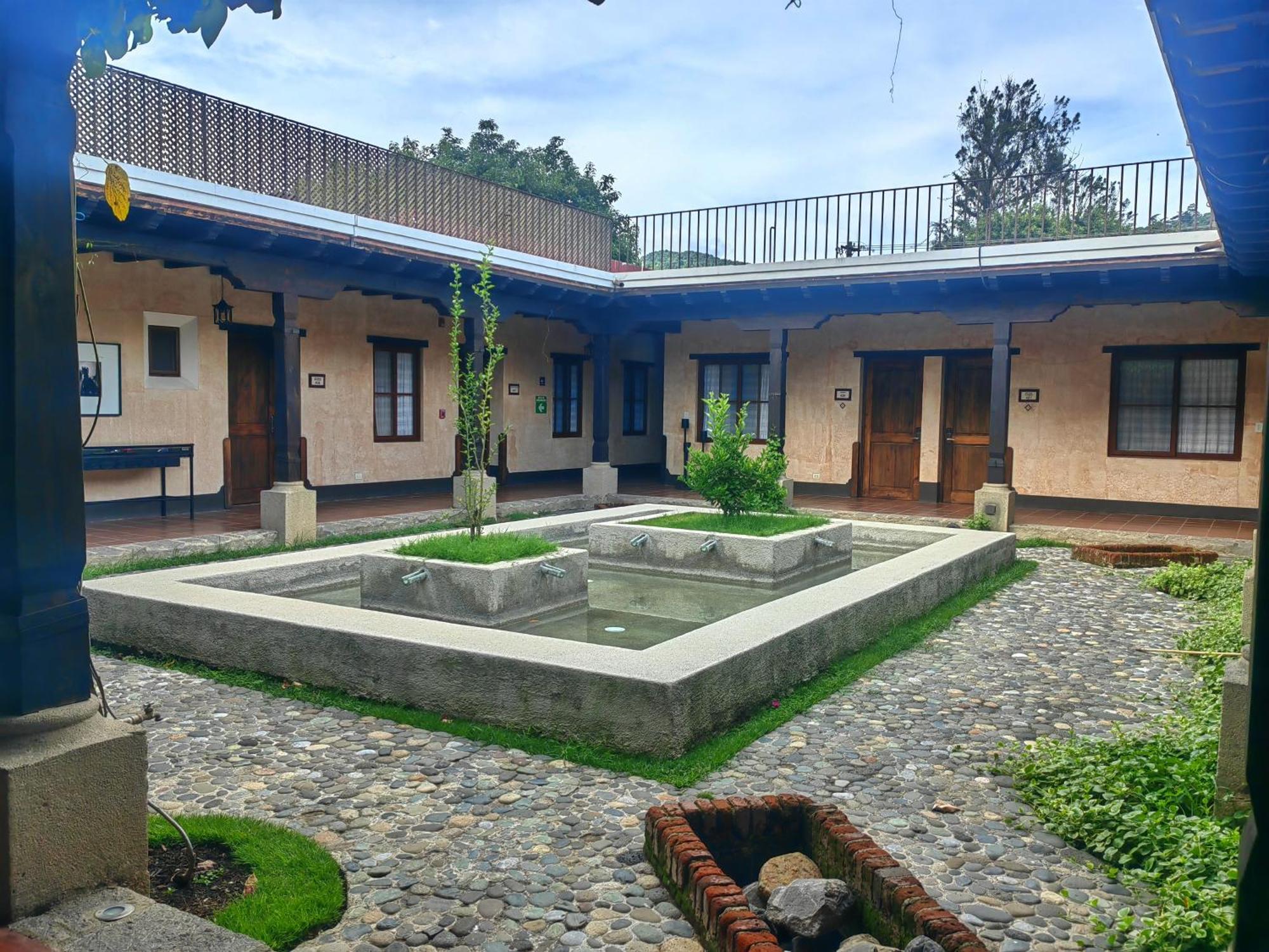 Porta Hotel Antigua Exterior photo