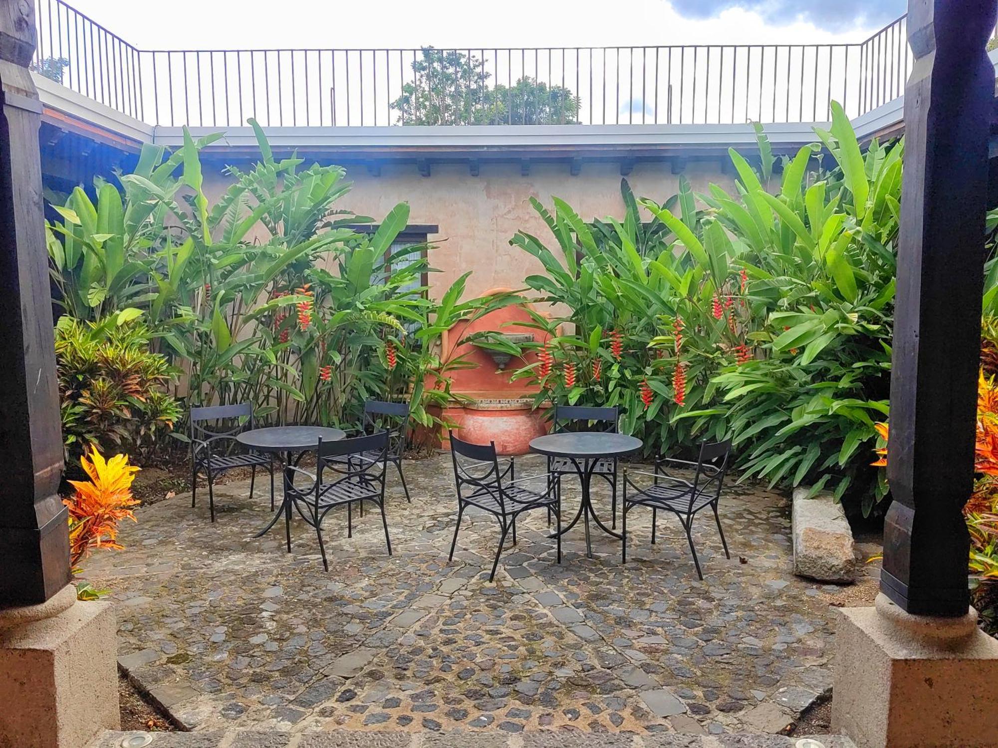Porta Hotel Antigua Exterior photo
